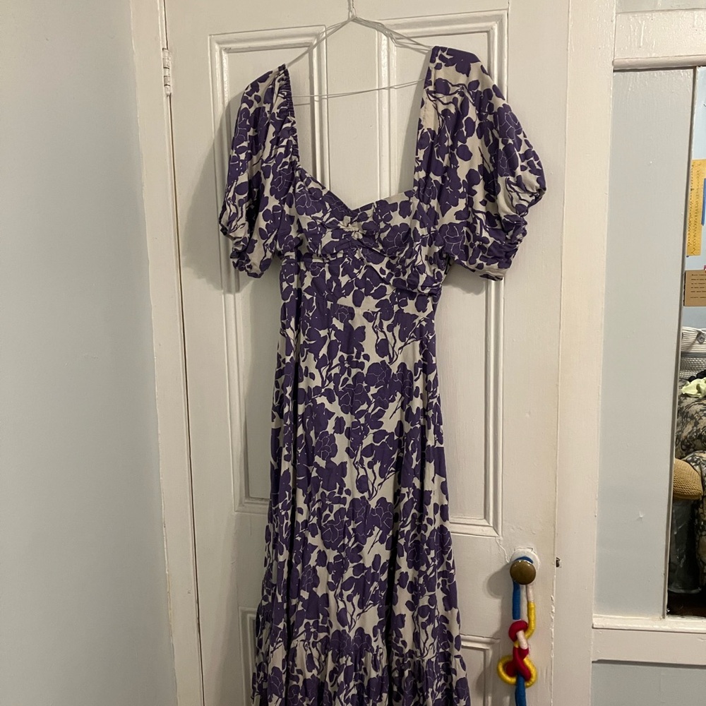 Free the Roses Blue and White Sweetheart Maxi Dress